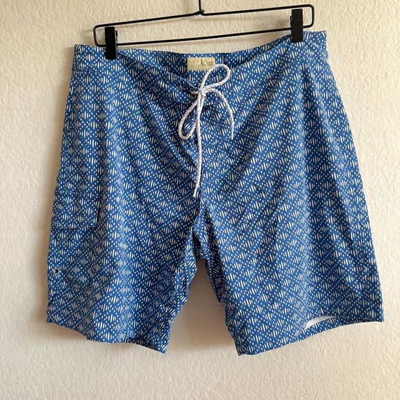 J. CREW Vintage Blue White Cargo Swim Trunks Shorts Swimsuit Mens 34 M-L - Picture 1 of 3